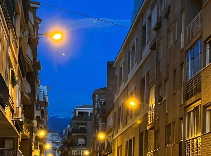 Constitucion Confort D * Granada